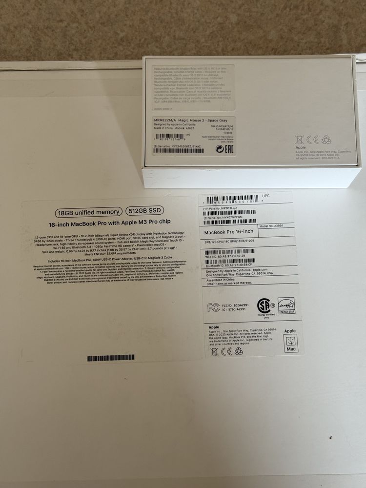 MacBook Pro 16” M3 Pro 18 GB RAM 512GB Gwiezdna Czerń + Magic Mouse 2