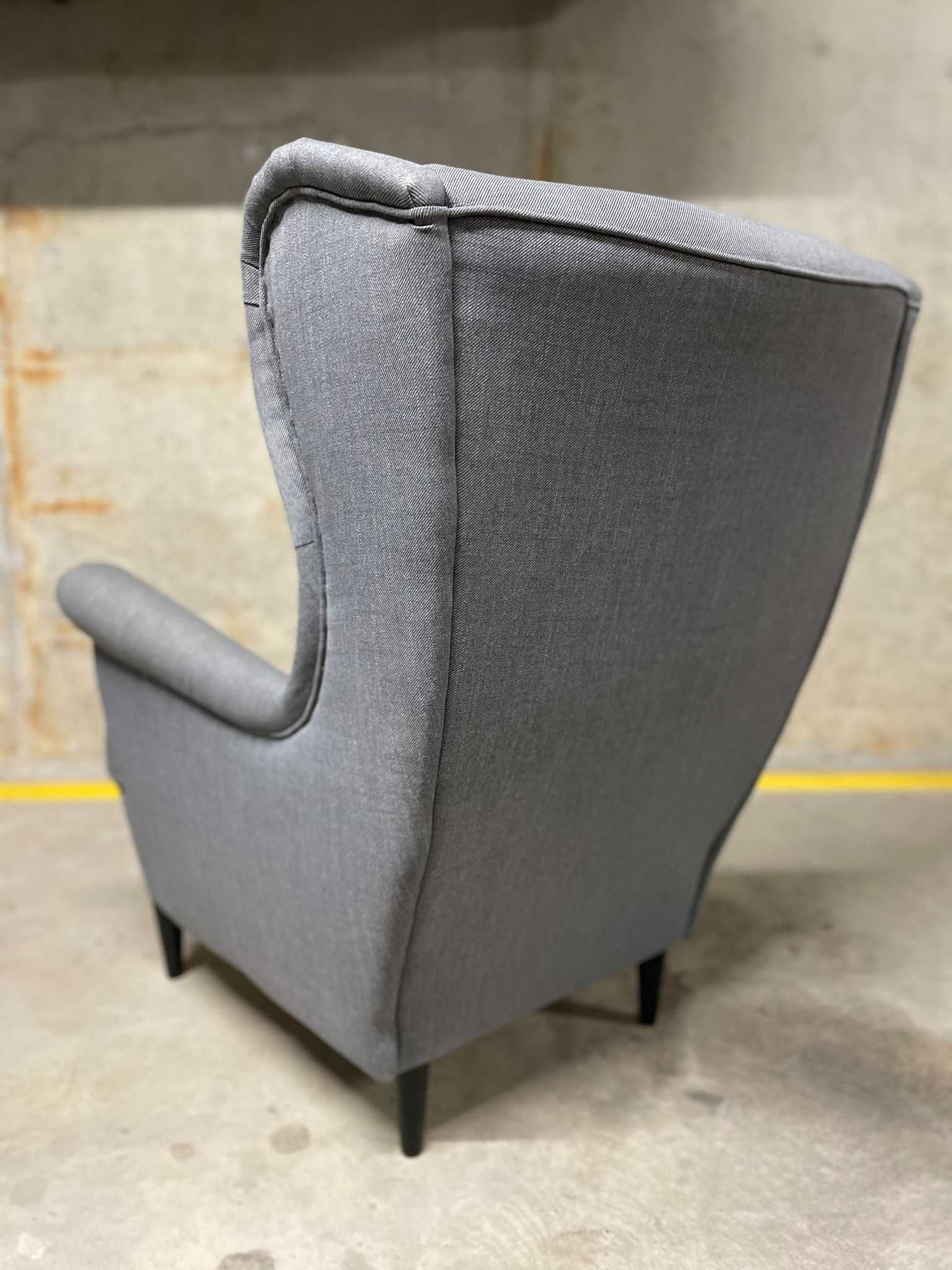 Fotel uszaty STRANDMON + podnóżek Ikea