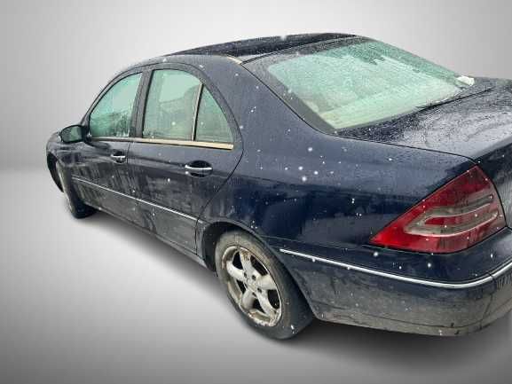 MERCEDES-BENZ C klasa w203 2.2 cdi kolor 359 części