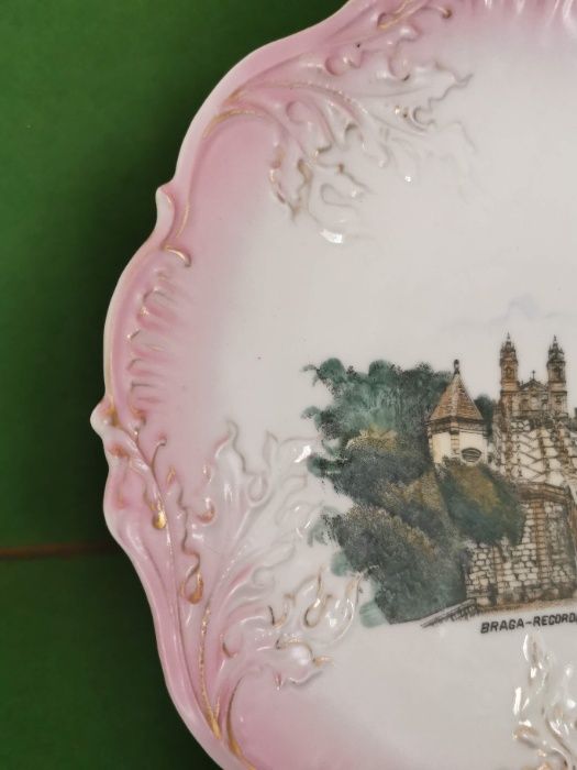 Grande prato em porcelana Vista Alegre - Recordação do Bom Jesus Braga