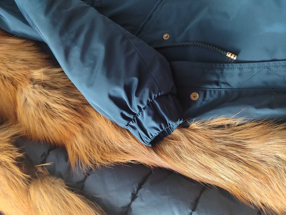 Куртка-парка із натуральним хутром лисиці