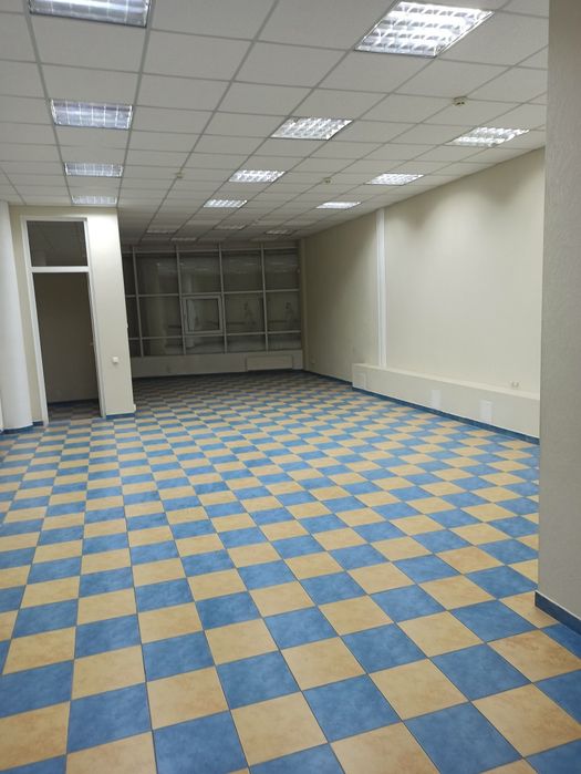 Сдам в долгосрочную аренду помещение на ул.Ревуцкого 42В