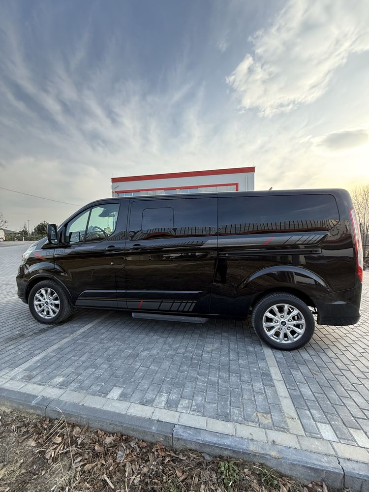 Ford Tourneo Custom 2.0 170KM 2018r