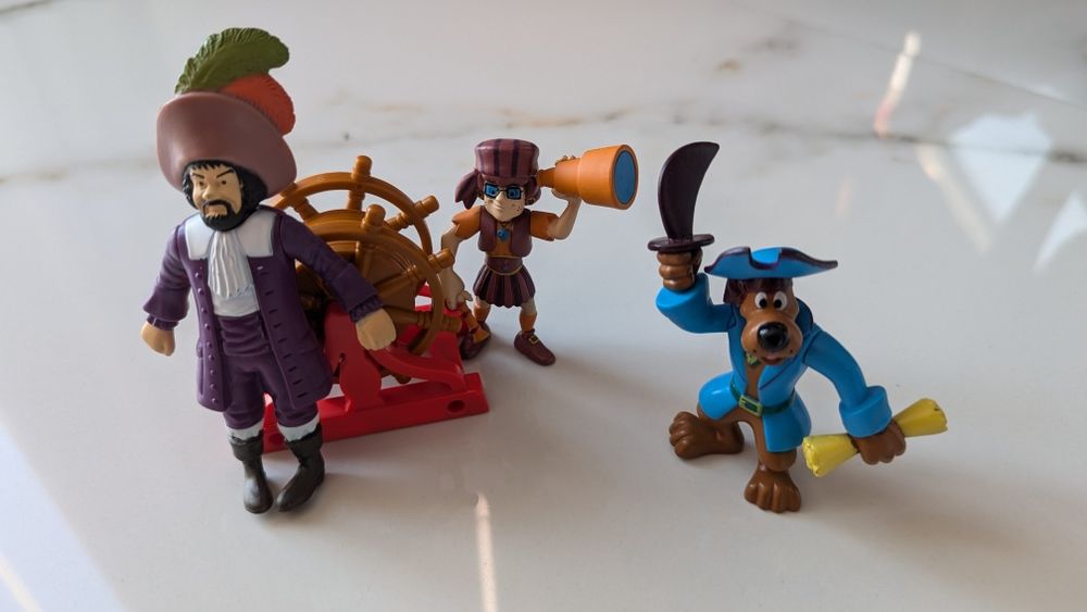 Figurki Scooby-Doo piraci i Yeti