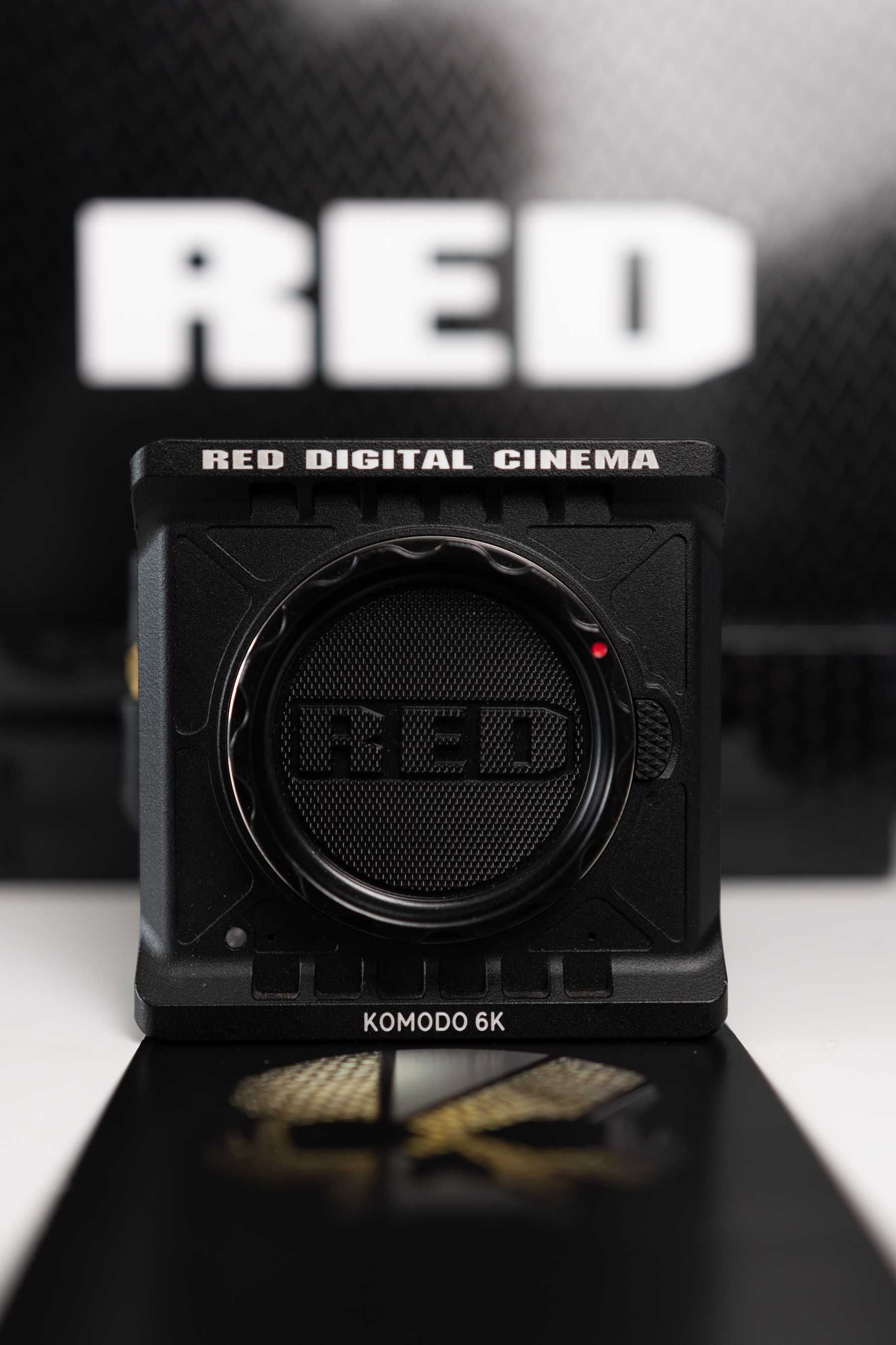 RED Komodo 6K (zestaw) kamera w super stanie