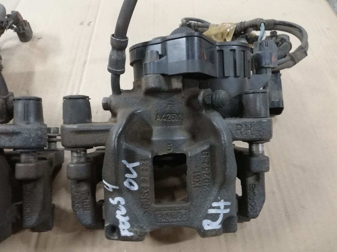 Zacisk hamulcowy prawy lewy tył tylny elektryczny ręczny Focus mk4 IV