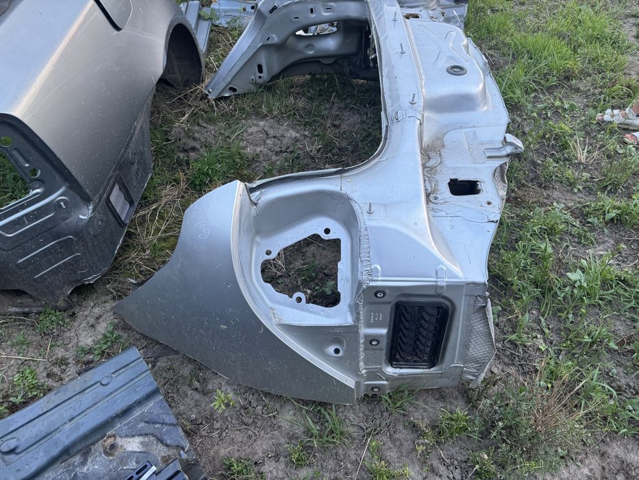 Задня панель, крило четверть VW Golf 6 Skoda Octavia Гольф Октавія