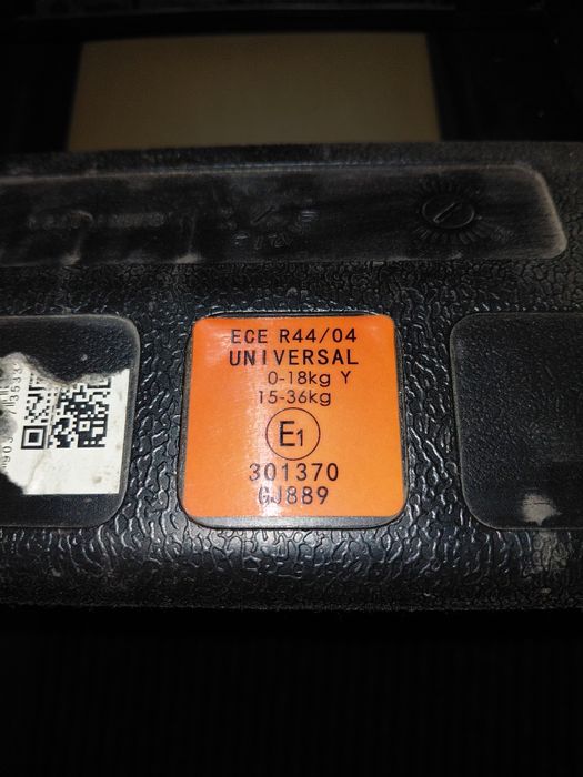 Продам дитяче автокрісло в гарному стані.