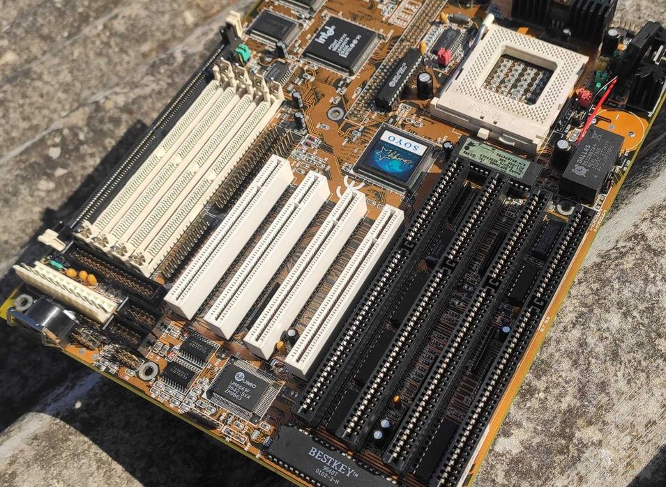 Motherboard Soyo SY-5VA Socket 764551535497089121