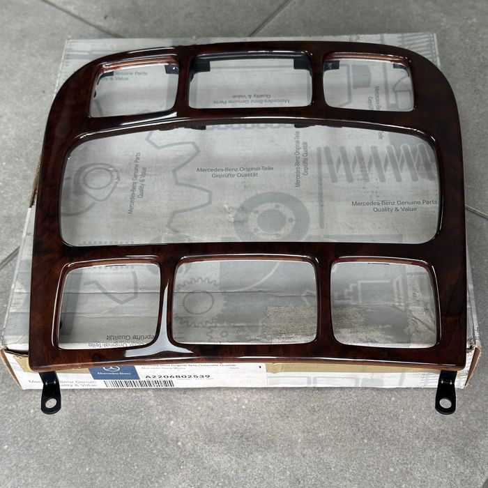 Пнель деревʼяна Mercedes w220 корінь горіха нова зі старих запасів NOS