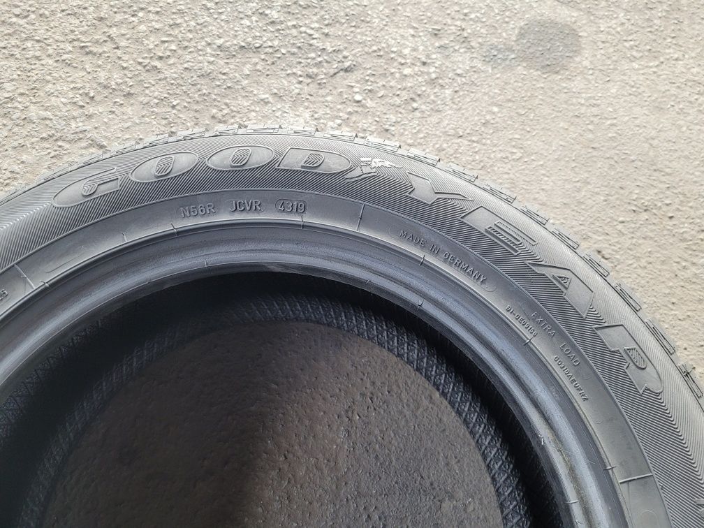 Kpl Opon Wielosezon Goodyear Vector 4Seasons 225.55.16 99V