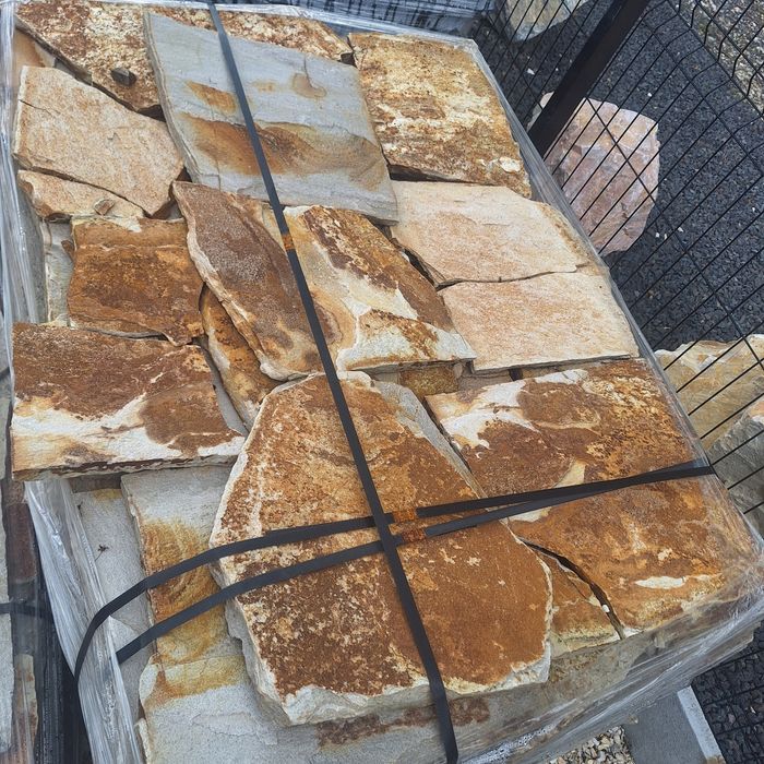 Kamień na elewację naturalny gnejs elewacyjny twardy płaski gr 1-3 cm