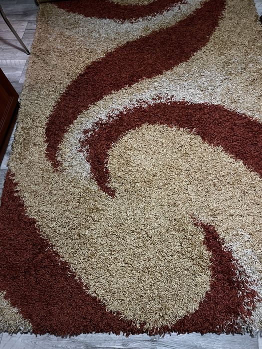 М’який, пухнастий килим