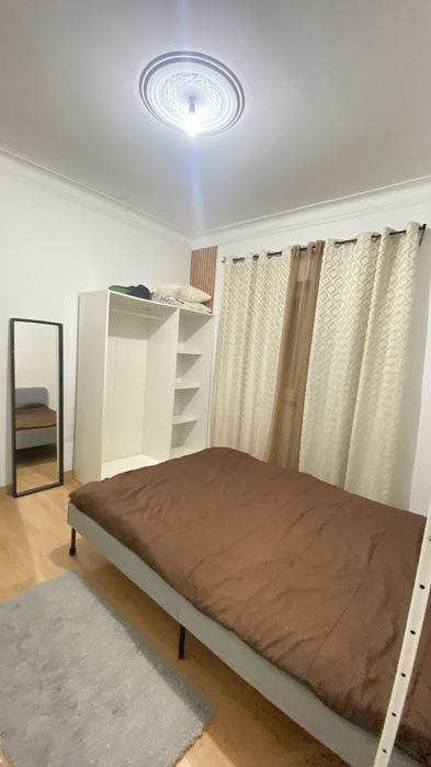 Alugo quarto - Entrada imediata