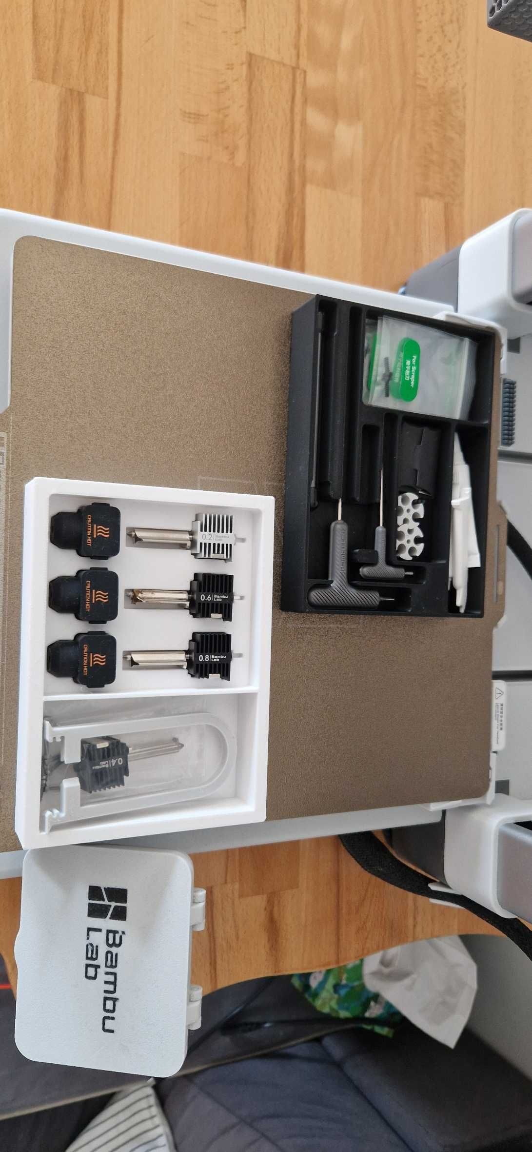 Drukarka 3D Bambu Lab A1 + AMS Lite + Dodatki