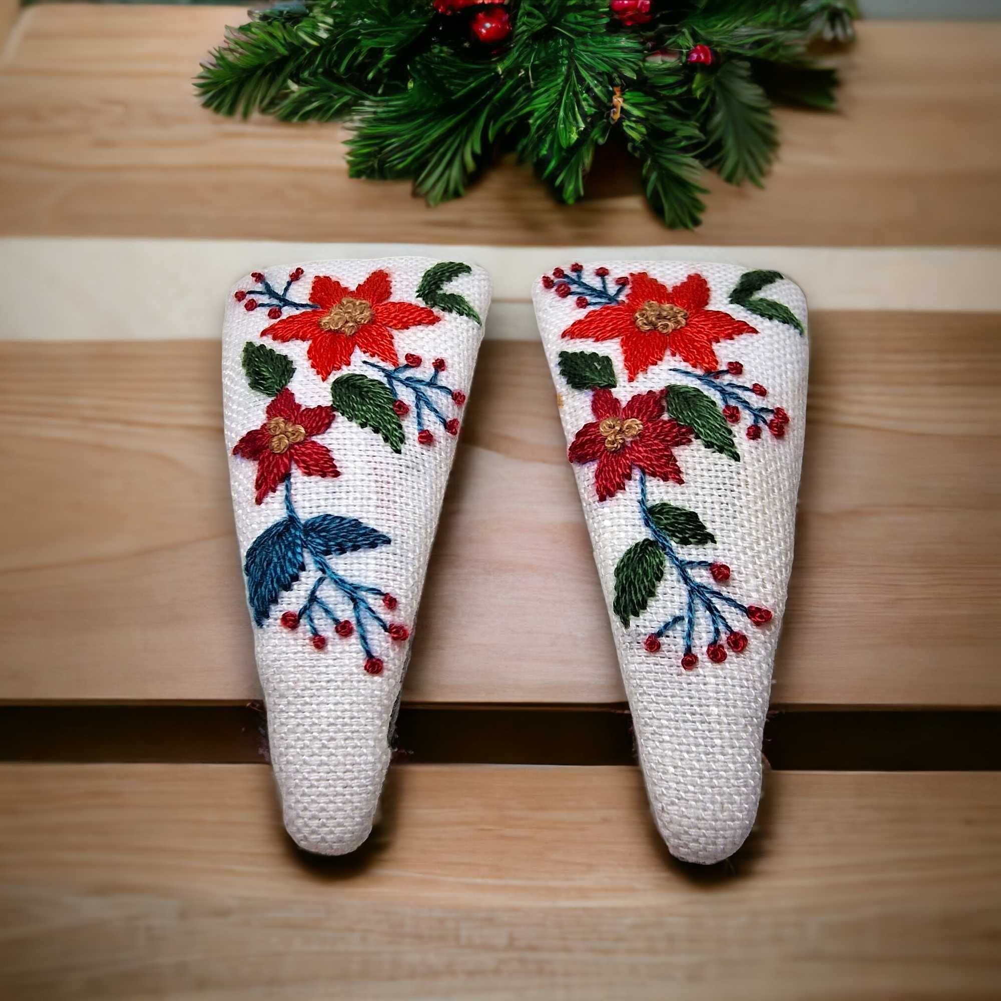 Ganchos bordados à mão-Natal