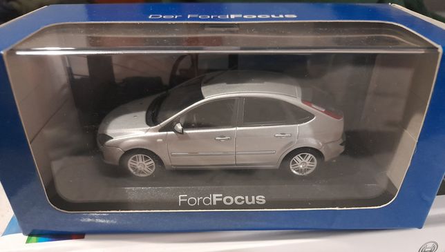 Modelik Ford Focus mk2 Nowy zobacz 1:43