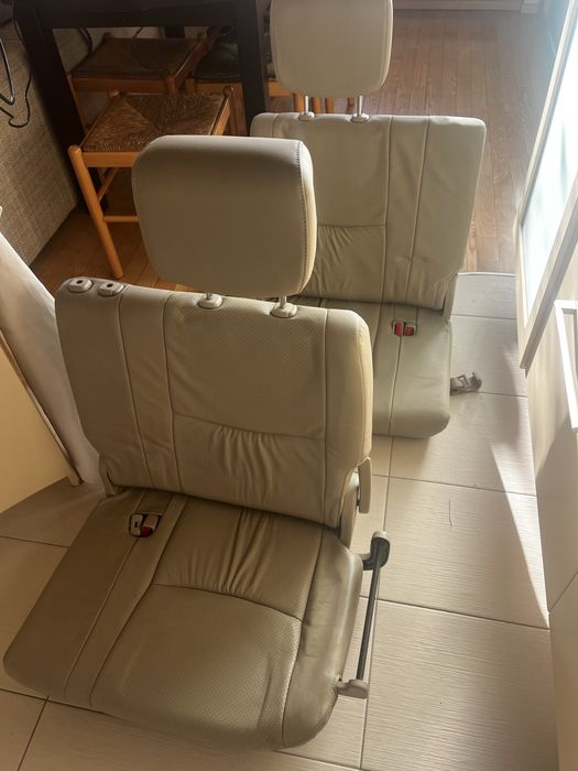 Автомобильные сиденья ( багажник) Toyota Land Cruiser Prado 2005