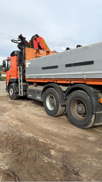 Volvo FMX com grua 20m e bascula
