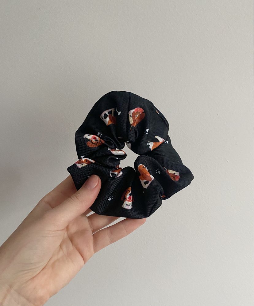 Scrunchie gumka do wlosow w beagle