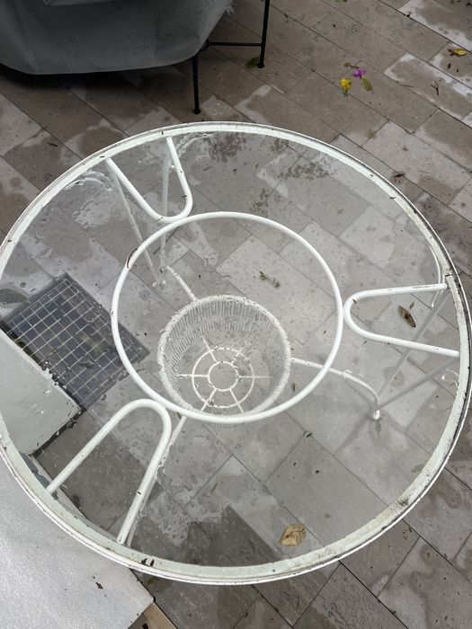 Mesa se jardim ferro e vidro