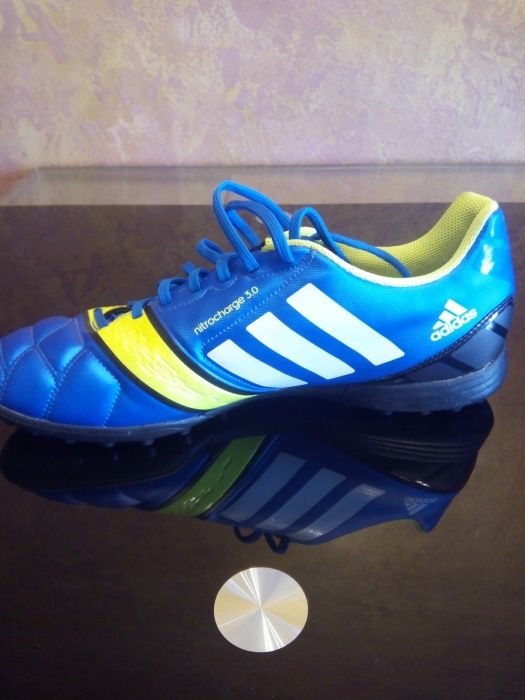 Кроссовки adidas
