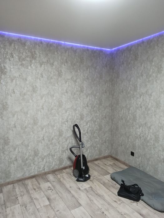 Шпаклёвка стен.  Обои.