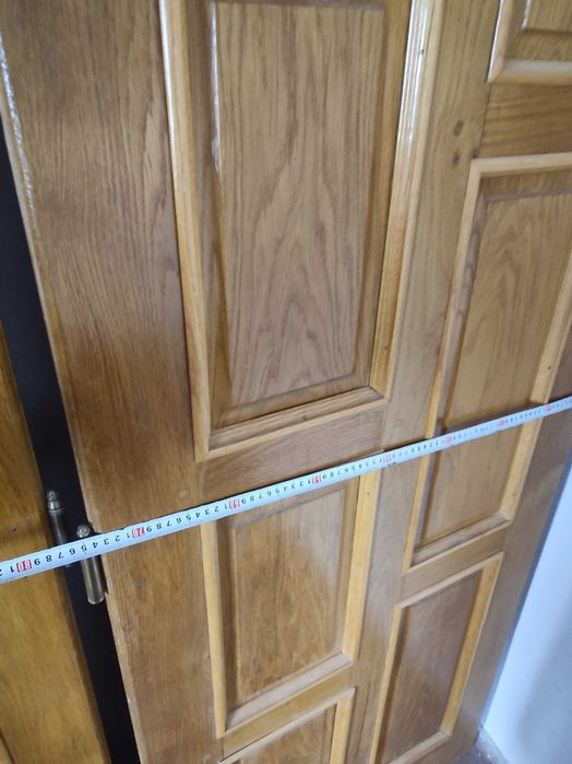 Двері дубові,гарний стан