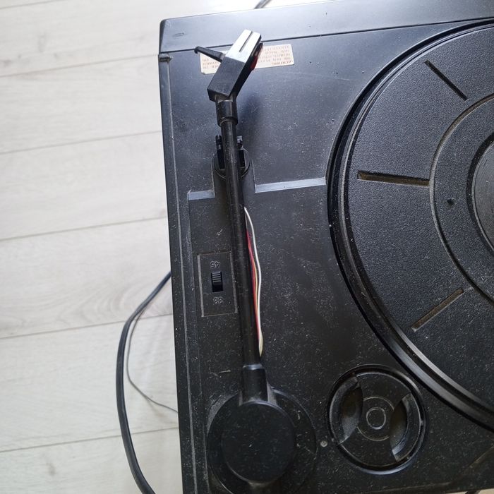 Dzień dobry mam na sprzedaż starą wierzę gramofon