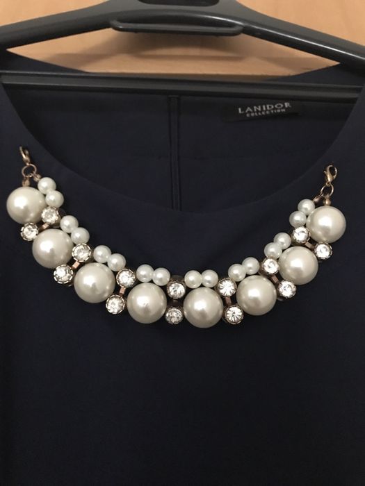 Vestido evasé azul escuro com colar extraível novo Lanidor 40