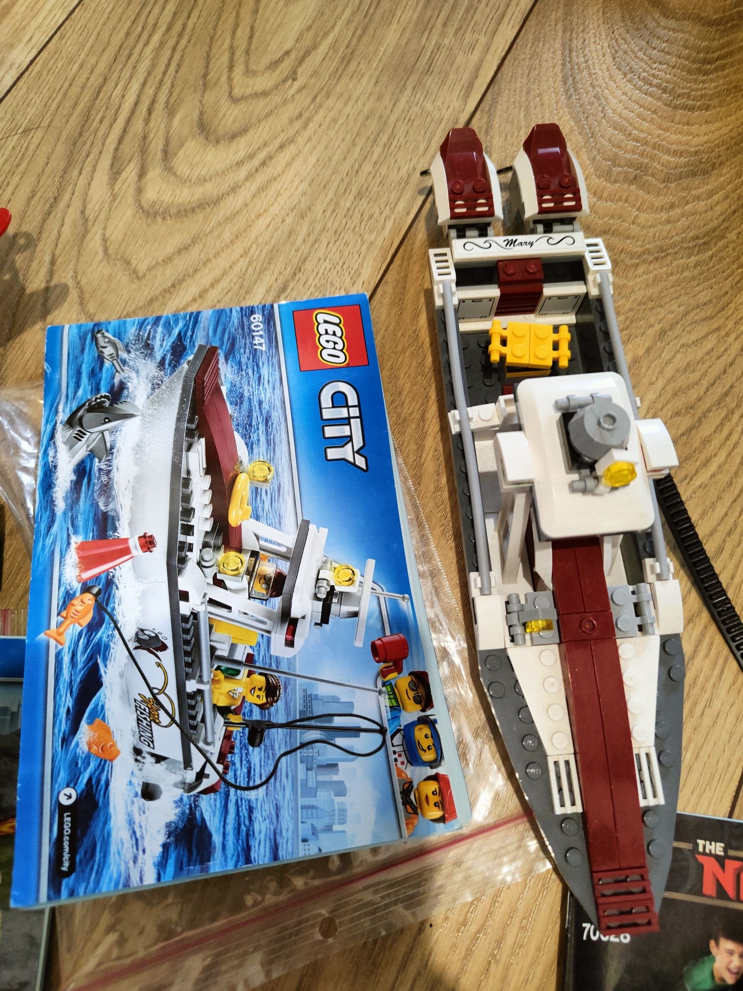 komplet 110 zł LEGO 60121, 60147, 70628 komplet