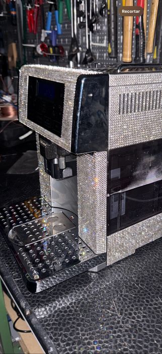 Maquina de cafe com cristais  Swarovski