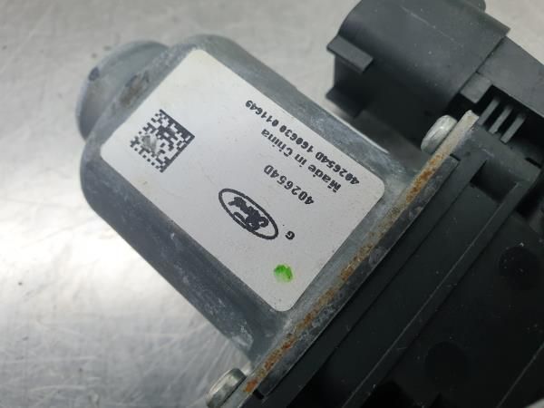 Elevador vidros frente esquerdo FORD Ka+