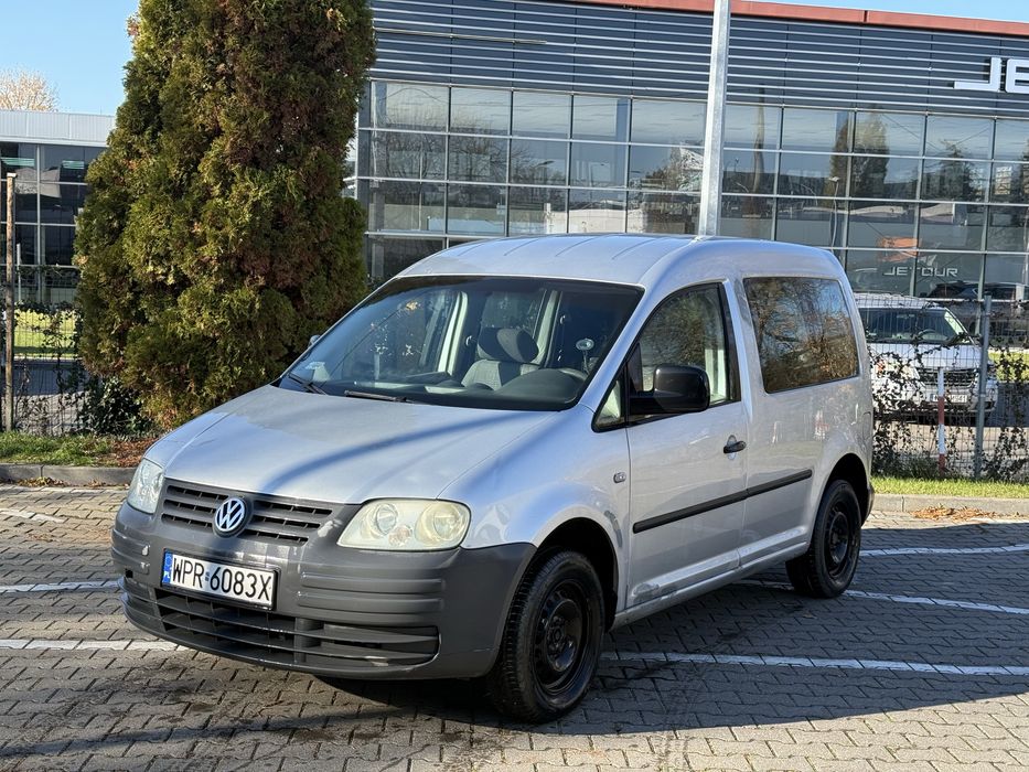 Volkswagen Caddy 1.4 benzyna 260 tys km