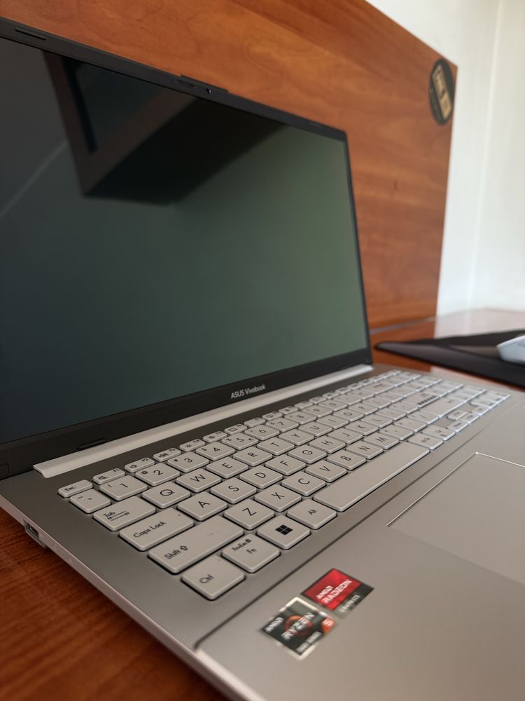 Laptop Asus Vivobook Go 15.6" ekran OLED