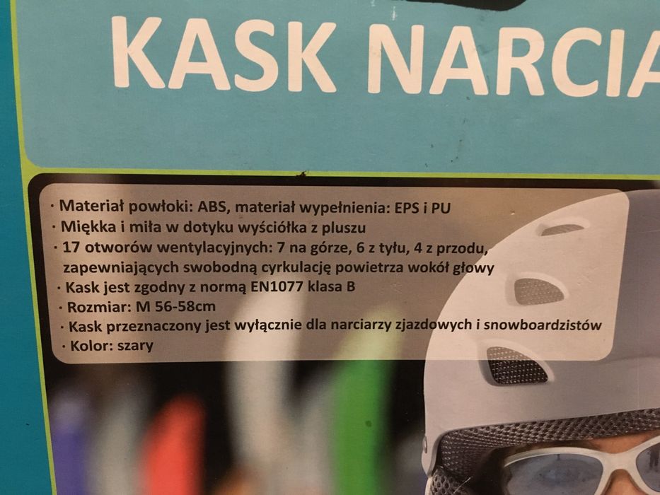Kask narciarski narty zima dla dziecka dziecko ferie stok śnieg zjazd