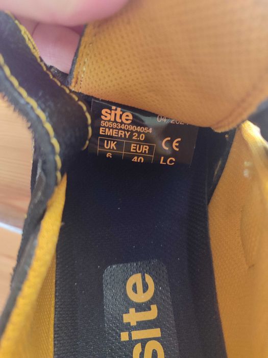 Робочі сандалі .