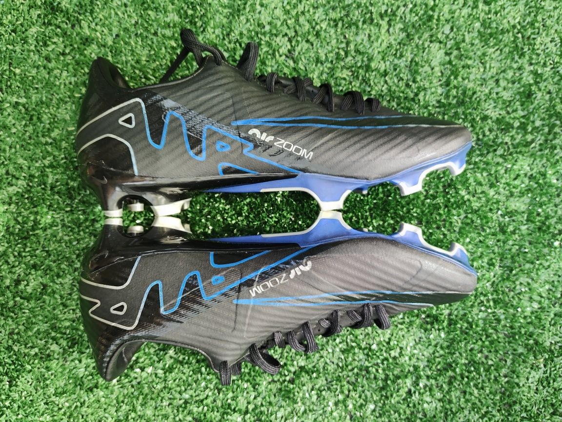 Korki Nike Zoom Mercurial Vapor 15 Academy FG/MG  38/24 cm.