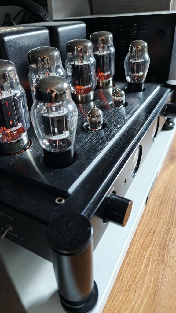 Wzmacniacz Lampowy Mingda MC368 BSE  2x75W Pilot