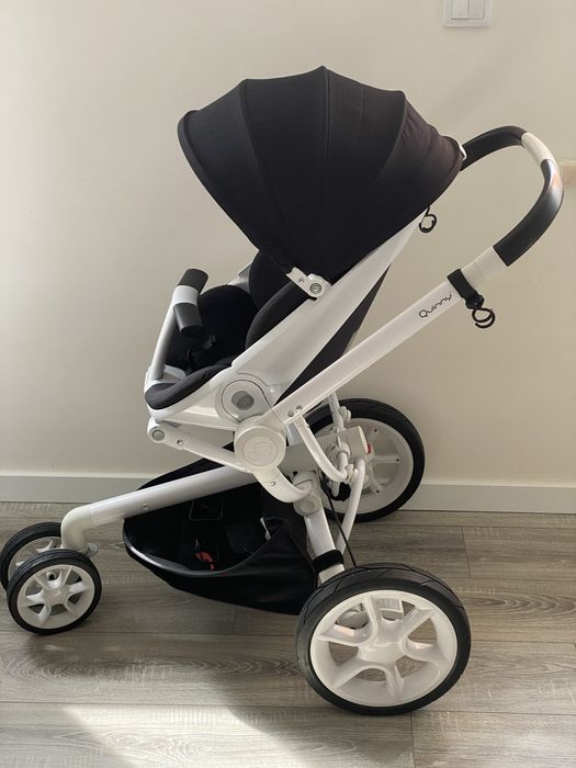 Quinny Moodd black irony