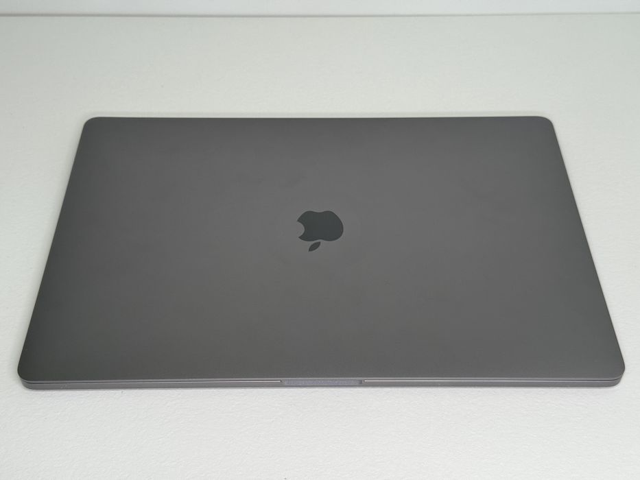 MacBook Pro 16 (A2141) - i7/32GB/512GB - faktura VAT 23%