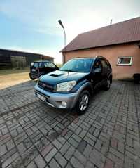 Samochód Toyota Rav4 rok 2004 2.0D 4x4 klima