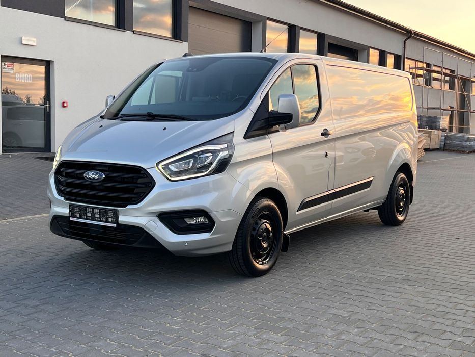 Ford Transit L2 H1 Długi 170KM Bezwypadkowy Duże radio  Duże radio Bezwypadkowy Klima Kamera Cofania XENON