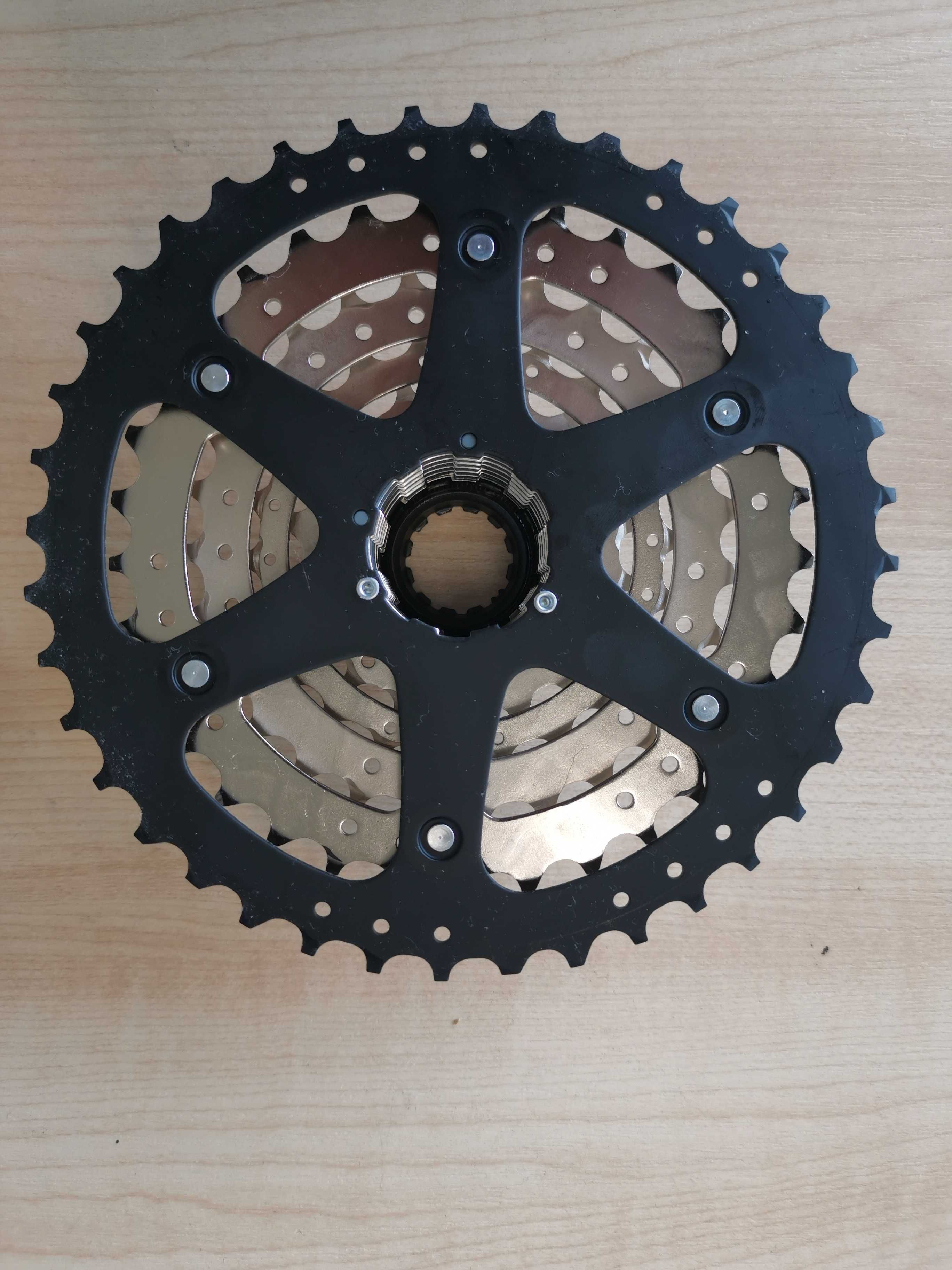 Kaseta Shimano CS-HG400, 8-rz., 11­40T