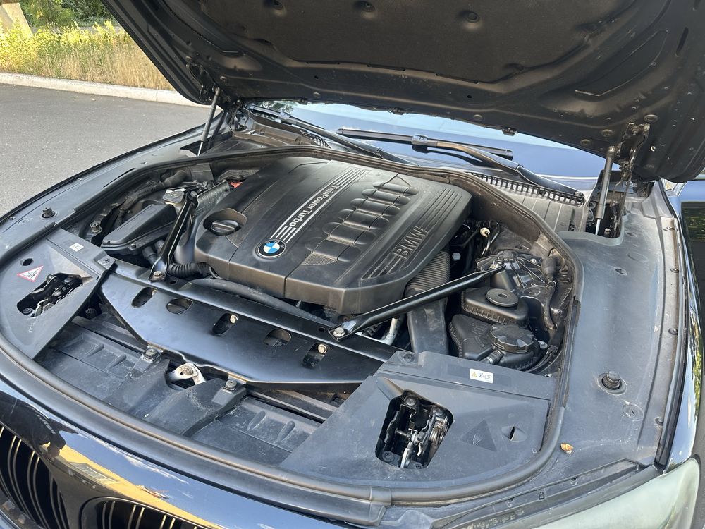 BMW 7  дизель. 740xDrive повний привід