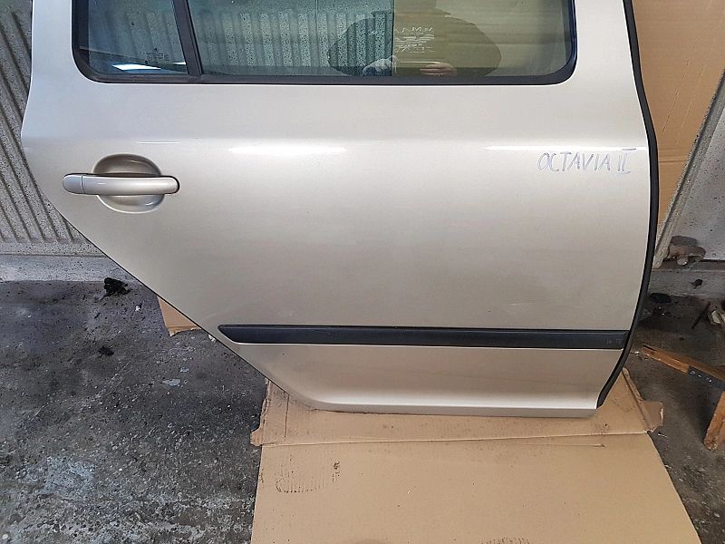 Skoda Octavia Ii Drzwi prawe tylne kombi 2004-