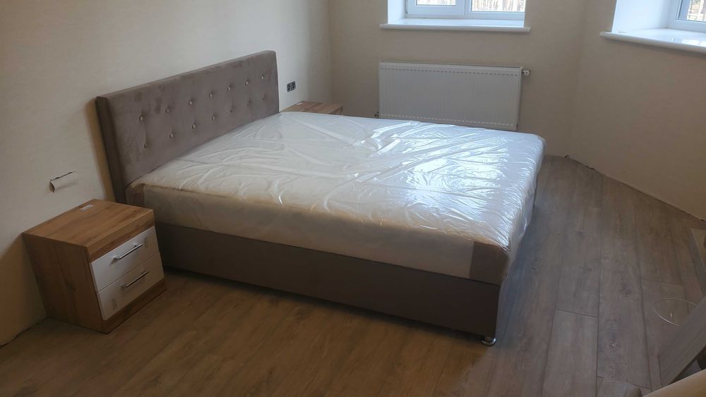 Кровать "Карина" Бисквитный, Одно-, Двоспальная. С матрасом. Ліжко