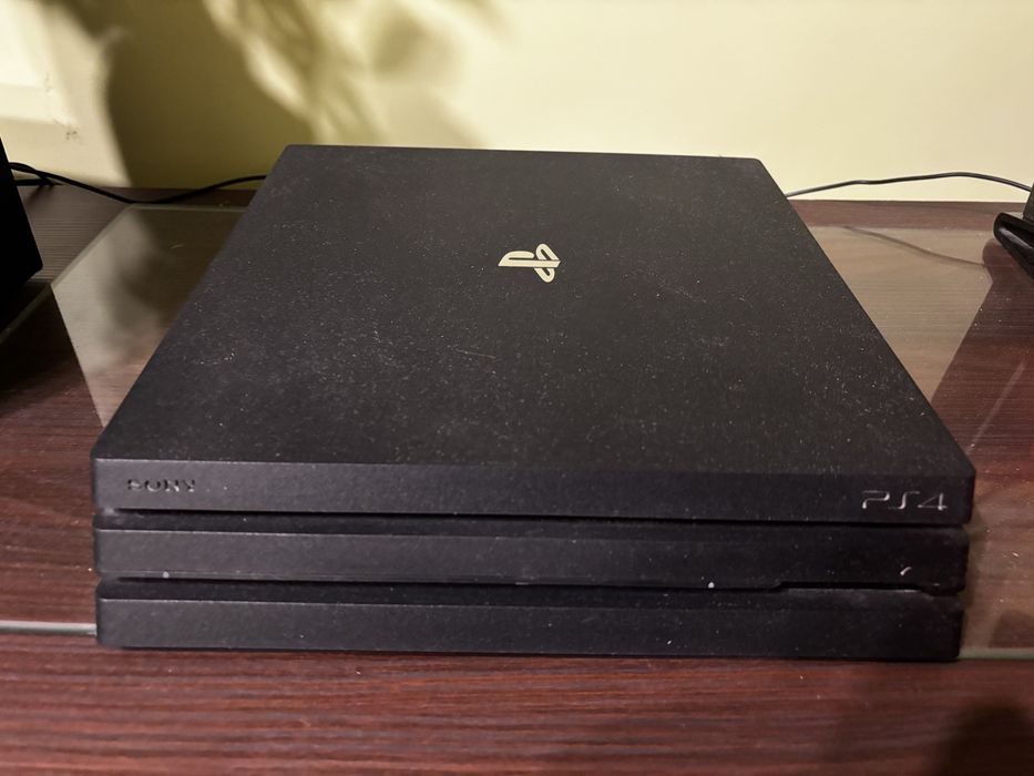 Playstation 4 pro + GTA 5