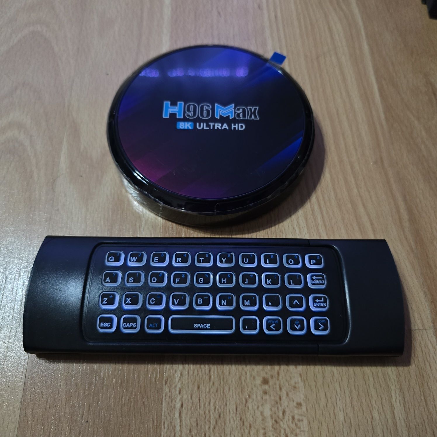 Mocny Tv box 4K H96Max 4GB/64GB Android 13+ piloty
