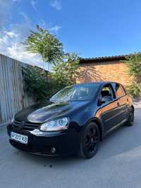 Продам авто Volkswagen Golf 5  2.0 FSI бензин.